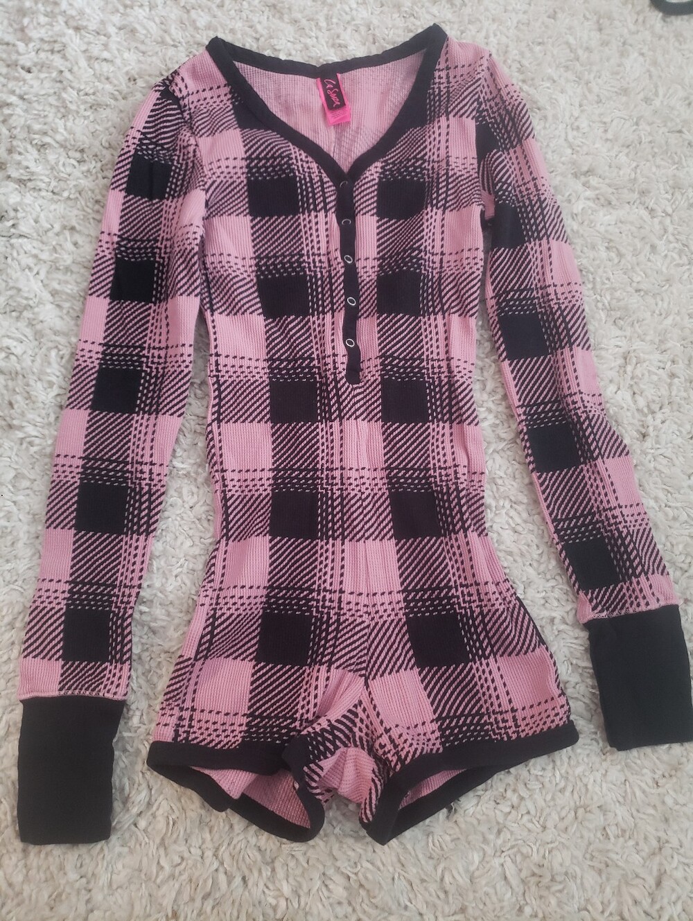 La SENZA Pink & Black Plaid Ribbed Henley Romper Womens